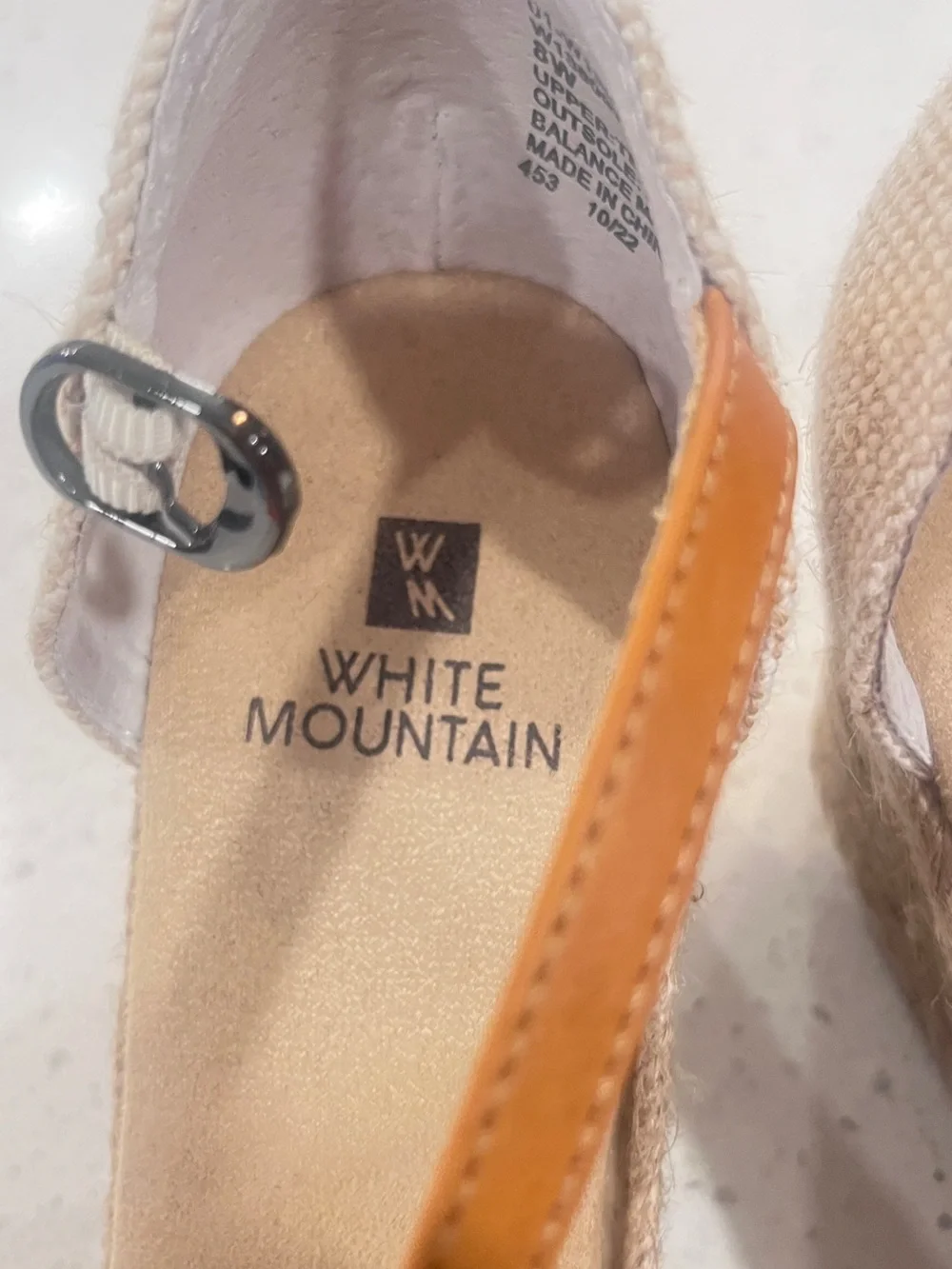 New w/o tags White Mountain Black Espadrille Wedge Sandals with Tan Ankle Strap-